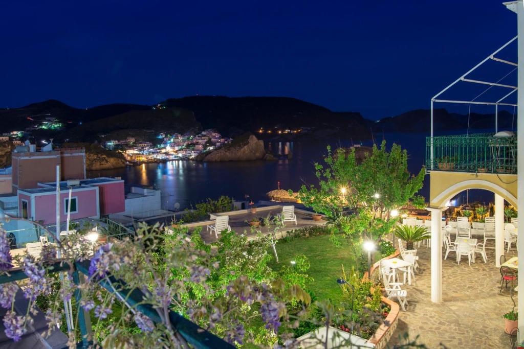 Villa Ersilia Понца Экстерьер фото